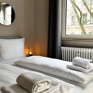 2* Отель Sendlinger Tor