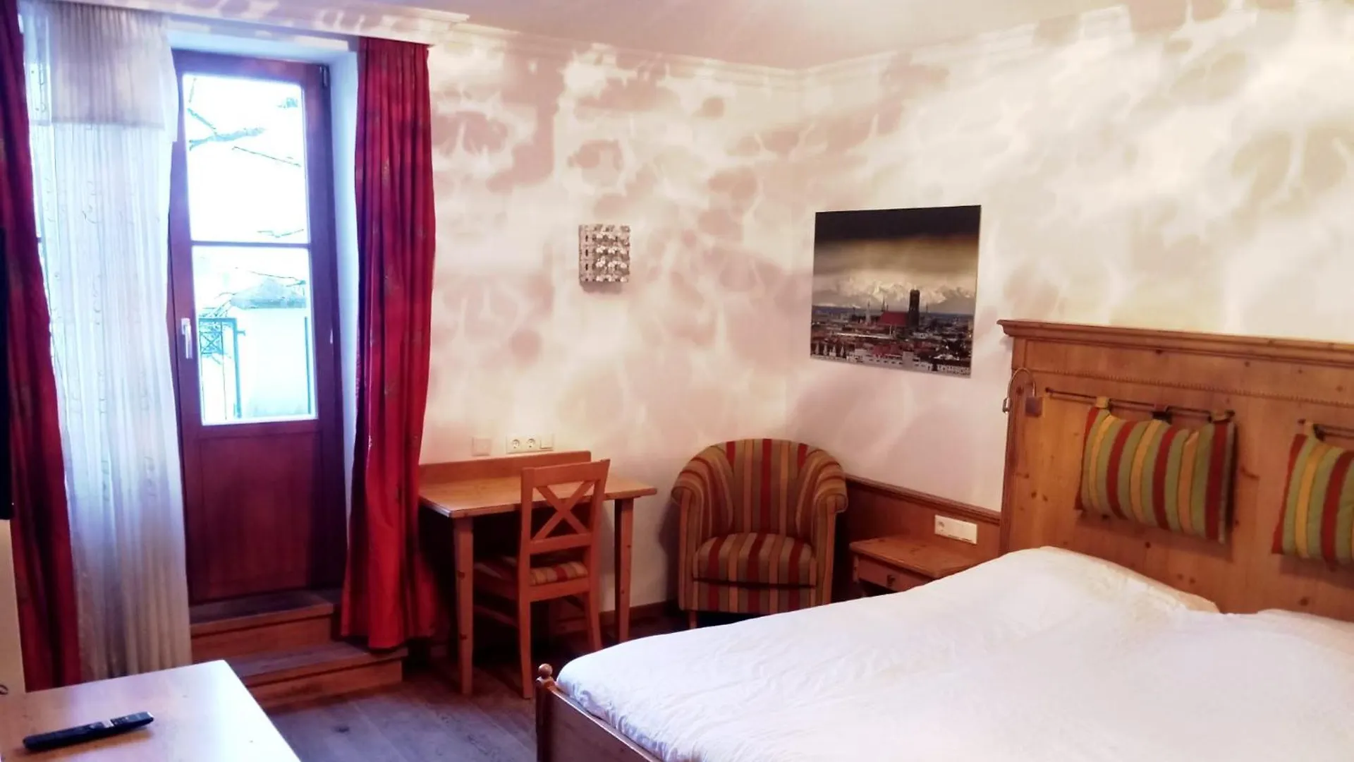 Eichen Schloessl Otel Münih