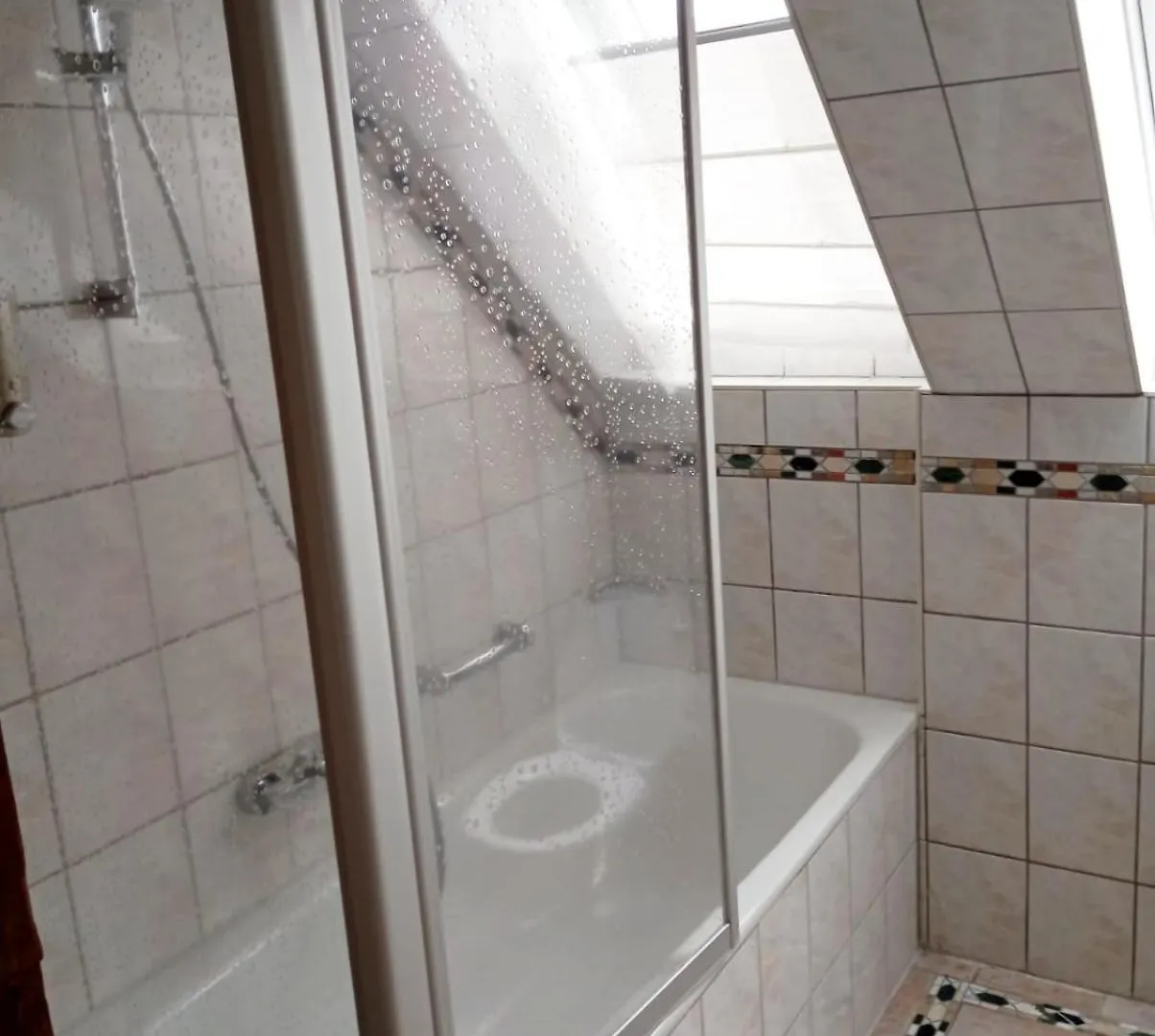 Eichen Schloessl Otel Münih 0*,  Almanya